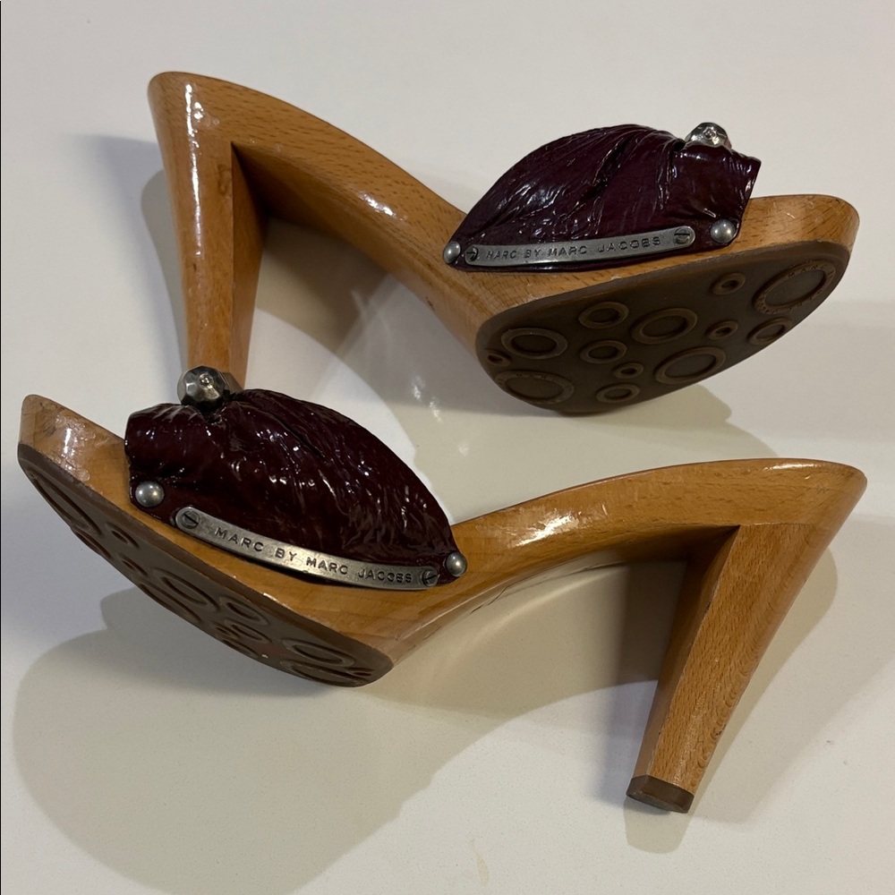 Marc Jacobs Wood Burgundy Mules with Bow Accent-Y2K - Picture 7 of 10